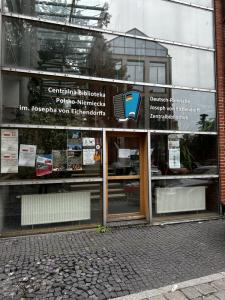 The main entrance to GMRC’s headquarter; Central Polish-German Library’s name is visible